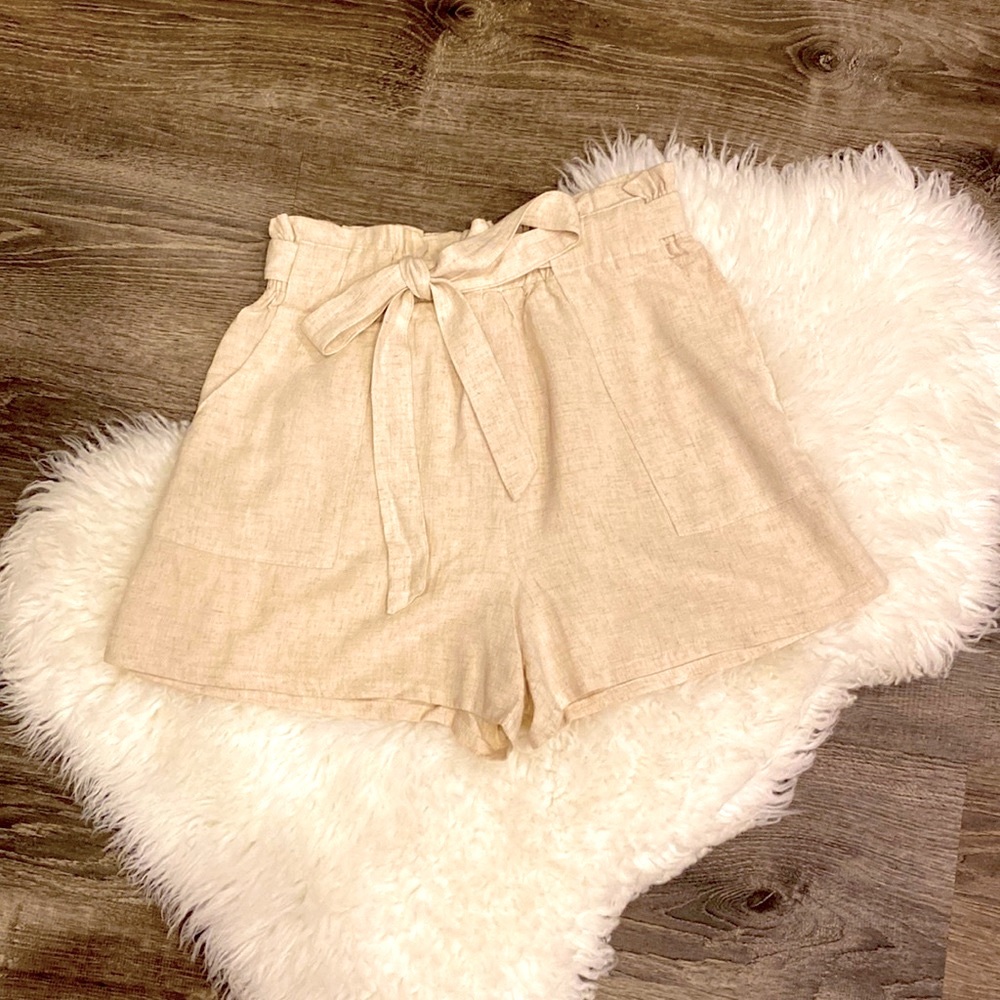 Beige/ khaki women’s high waist paper bag shorts